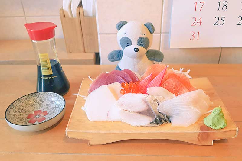 Kojiro Sushi Bar Fish Shop Naschmarkt Vienna Wien Austria - Authentic Traditional Japanese Japanschies Sushi Restaurant Sashimi Set